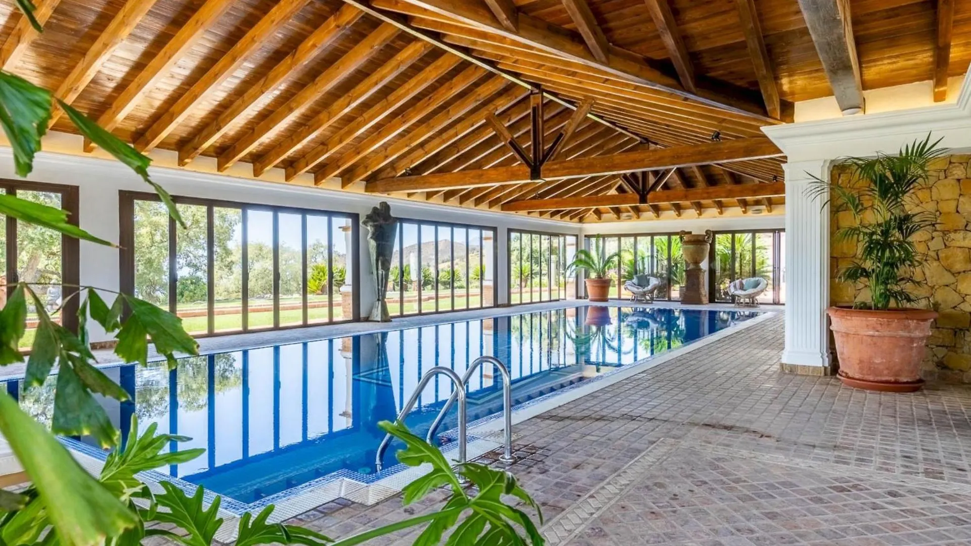 Villa Villa Serena By Interhome La Mairena