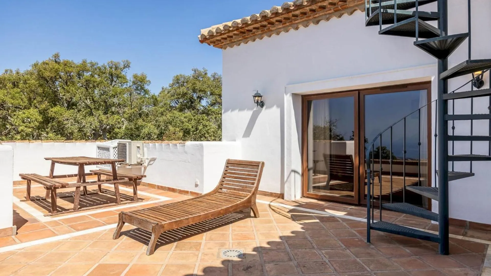 Villa Villa Serena By Interhome La Mairena